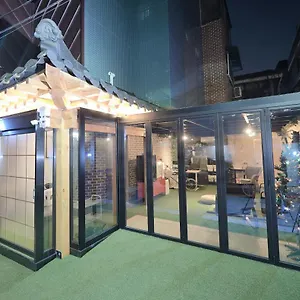 Y's House Guest house